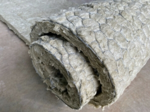 Asbestos insulation for pipe heat insulation system